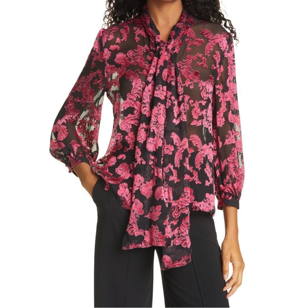 Nwt Alice + Olivia Jeannie Bow Silk Burnout Blouse In Show Me Love Wild Pink